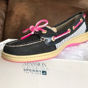 Sperry top-sliders